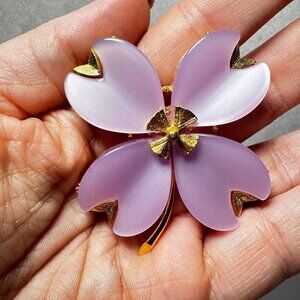 Vintage Purple Petal Flower Brooch Statement Pin 2.25 in Plastic Petals Gold Ton